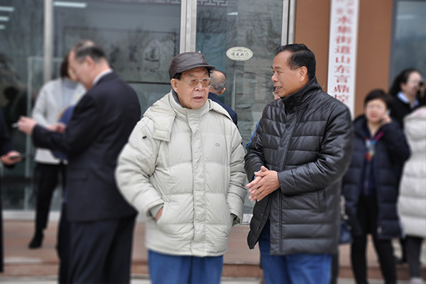 新闻5 新闻5.jpg