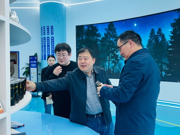 微信图片_2025-12-25_143737_989 微信图片_2025-12-25_143737_989.jpg