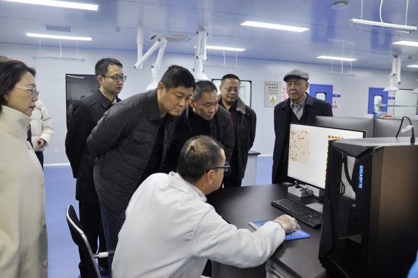 微信图片_20251210195724_11_261 微信图片_20251210195724_11_261.jpg