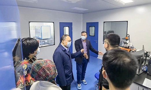 热烈欢迎中国科学院行政治理局张总一行莅临调查互换