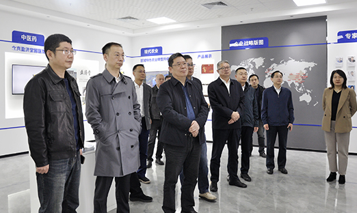 通辽饮料集团刘富华总经理率班子成员莅临米乐集团集团领导洽谈